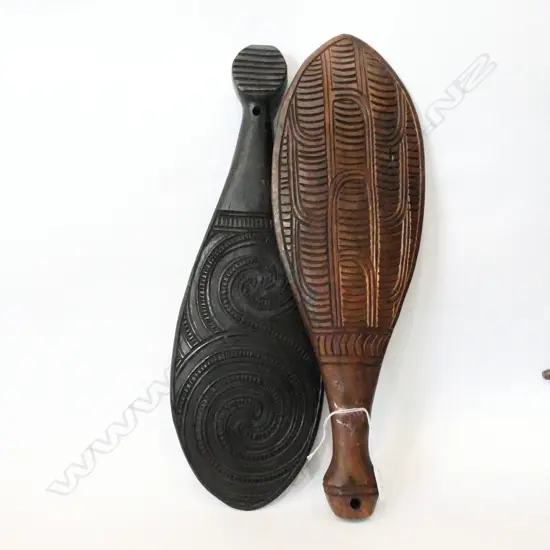 2 CARVED WOODEN MAORI CLUBS / PATU