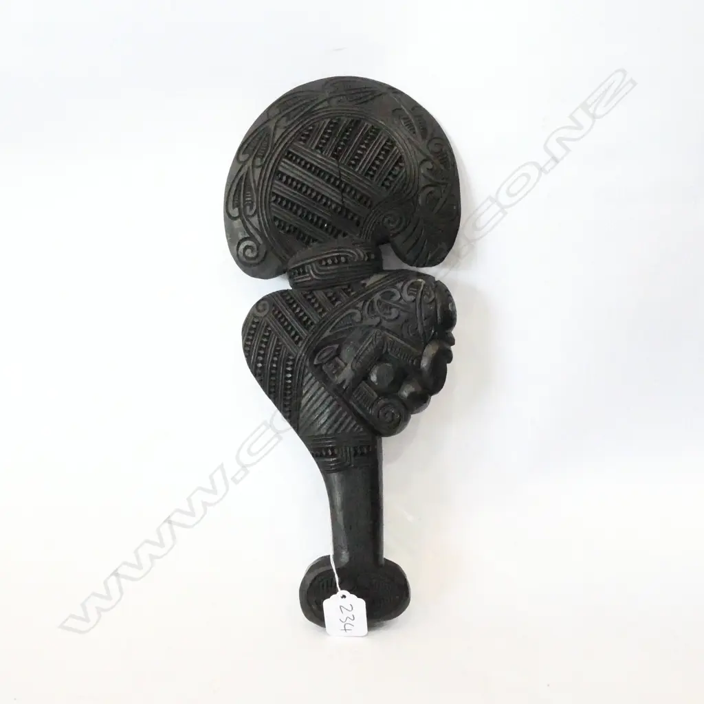 MOARI CARVED CLUB Image 1++