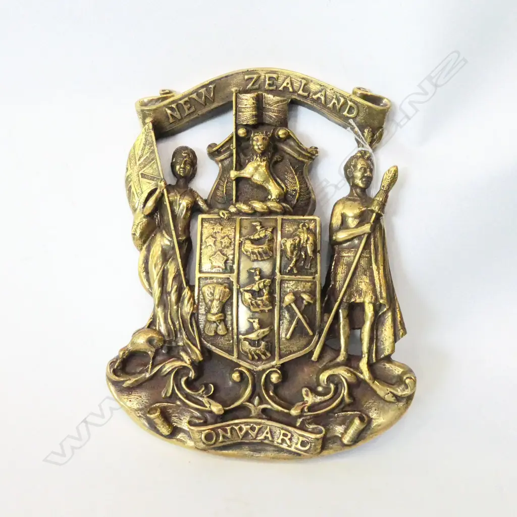 BRONZE PLAQUE 'NEW ZEALAND ONWARD' 230MM H Image 1++