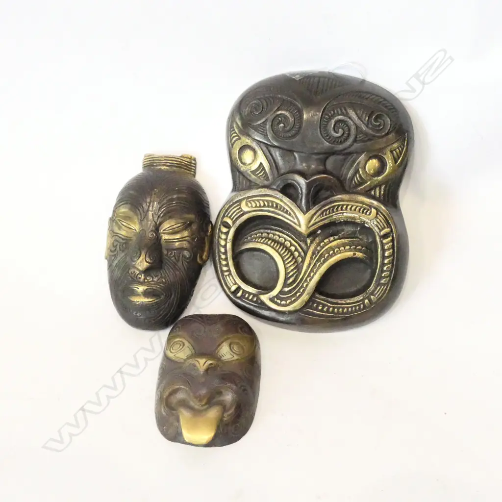 3 BRONZE MAORI FACES, 2 SMALL, 1 LARGE Image 1++