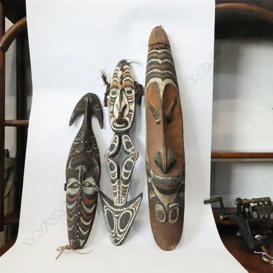3 PNG FIGURES SEPIK RIVER TRIBAL MASKS