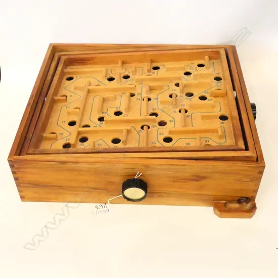 WOODEN LABYRINTH MAZE BALL PUZZLE GAME 330MM W