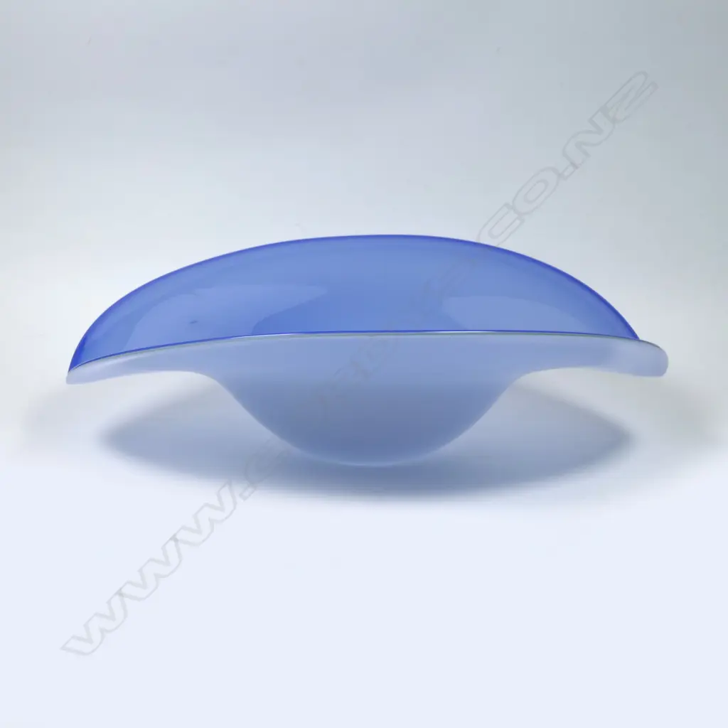 FLARED ART GLASS BOWL L 300 MM SMALL SCRATCH Image 1++
