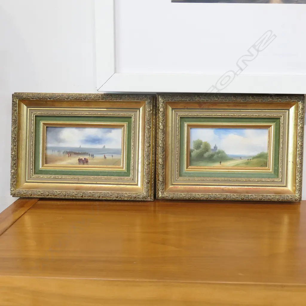 PR SMALL ANTIQUE STYLE OILS GILT FRAMES Image 1++