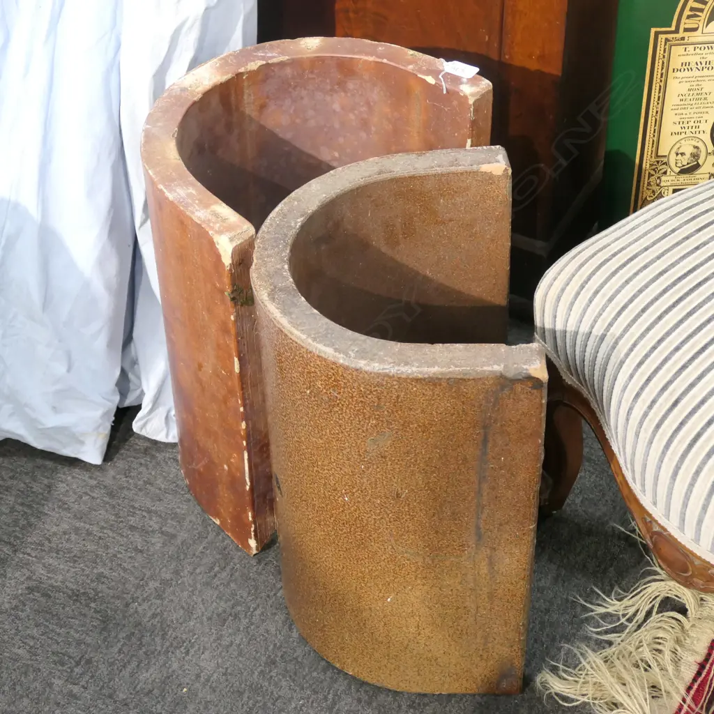 2 NZ BRICK COMPANY COLONIAL SALT GLAZE CHIMNEY ENDS 450MM L Image 1++