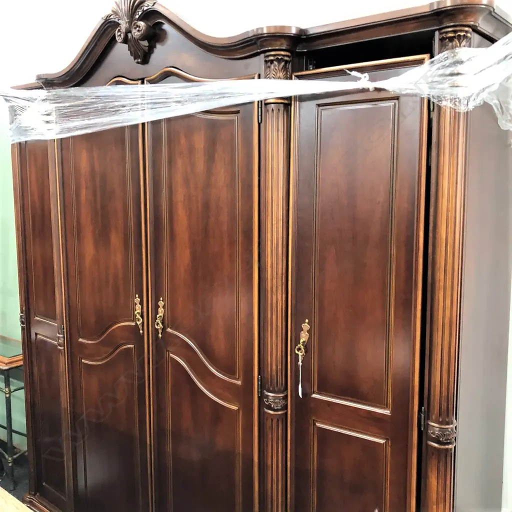 LARGE MODERN SECTION WARDROBE 2200MM W Image 1++