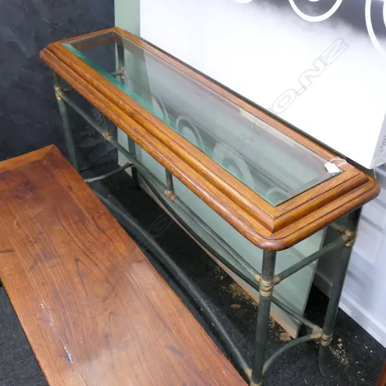 GLASS TOP SIDE TABLE 1200MM L