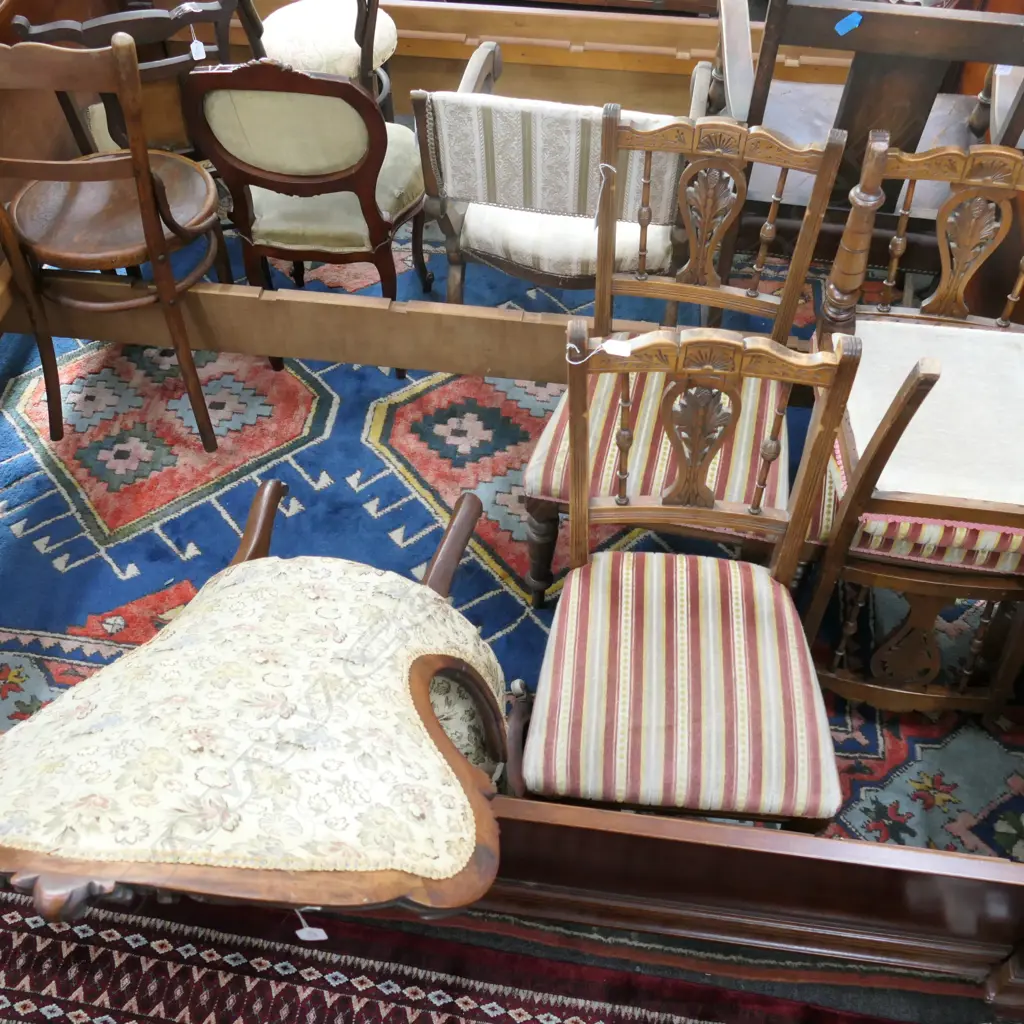 LARGE HANDKNOTTED RUG 2080 X 2880MM Image 1++