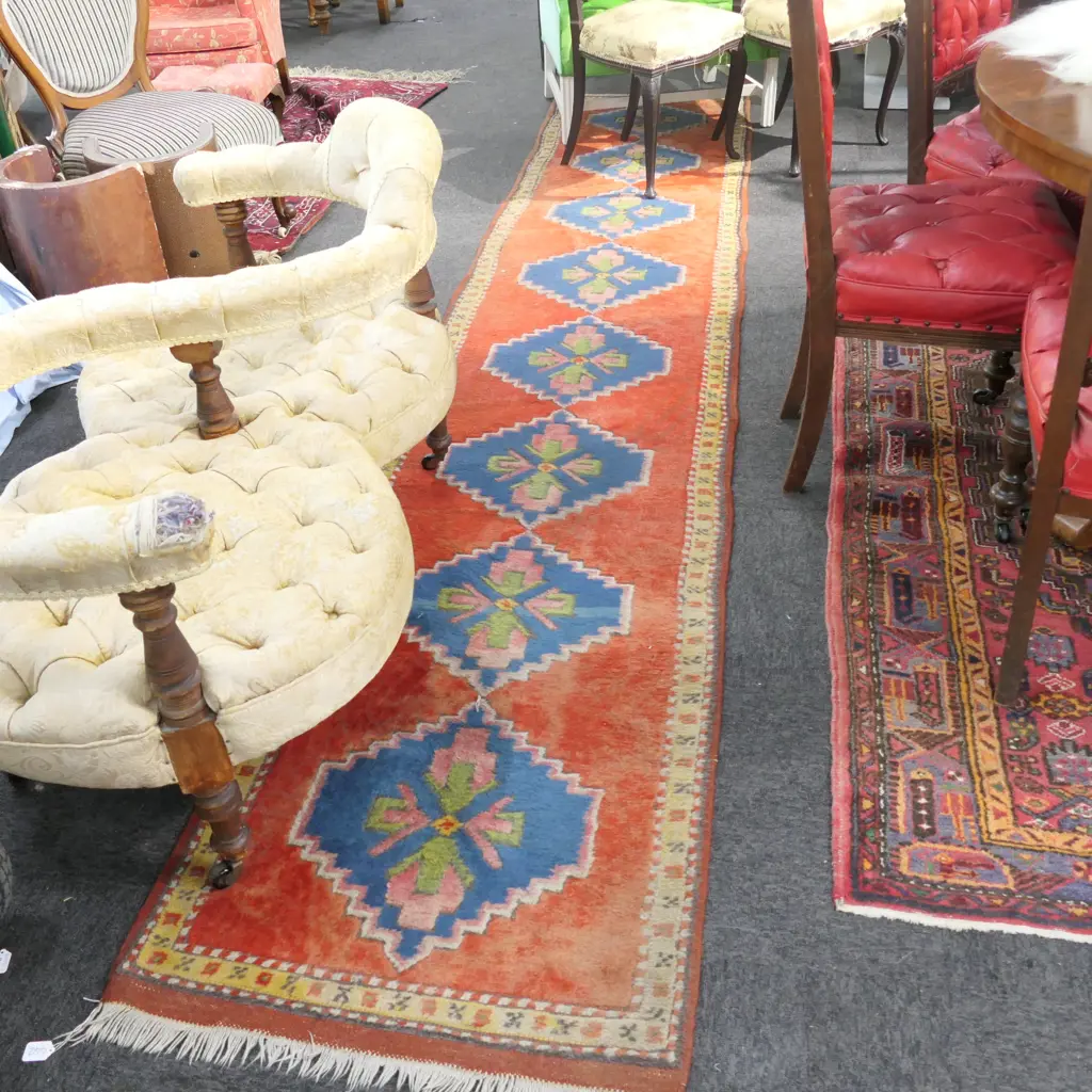 HANDKNOTTED TURKISH RUNNER 400 X 4000MM Image 1++