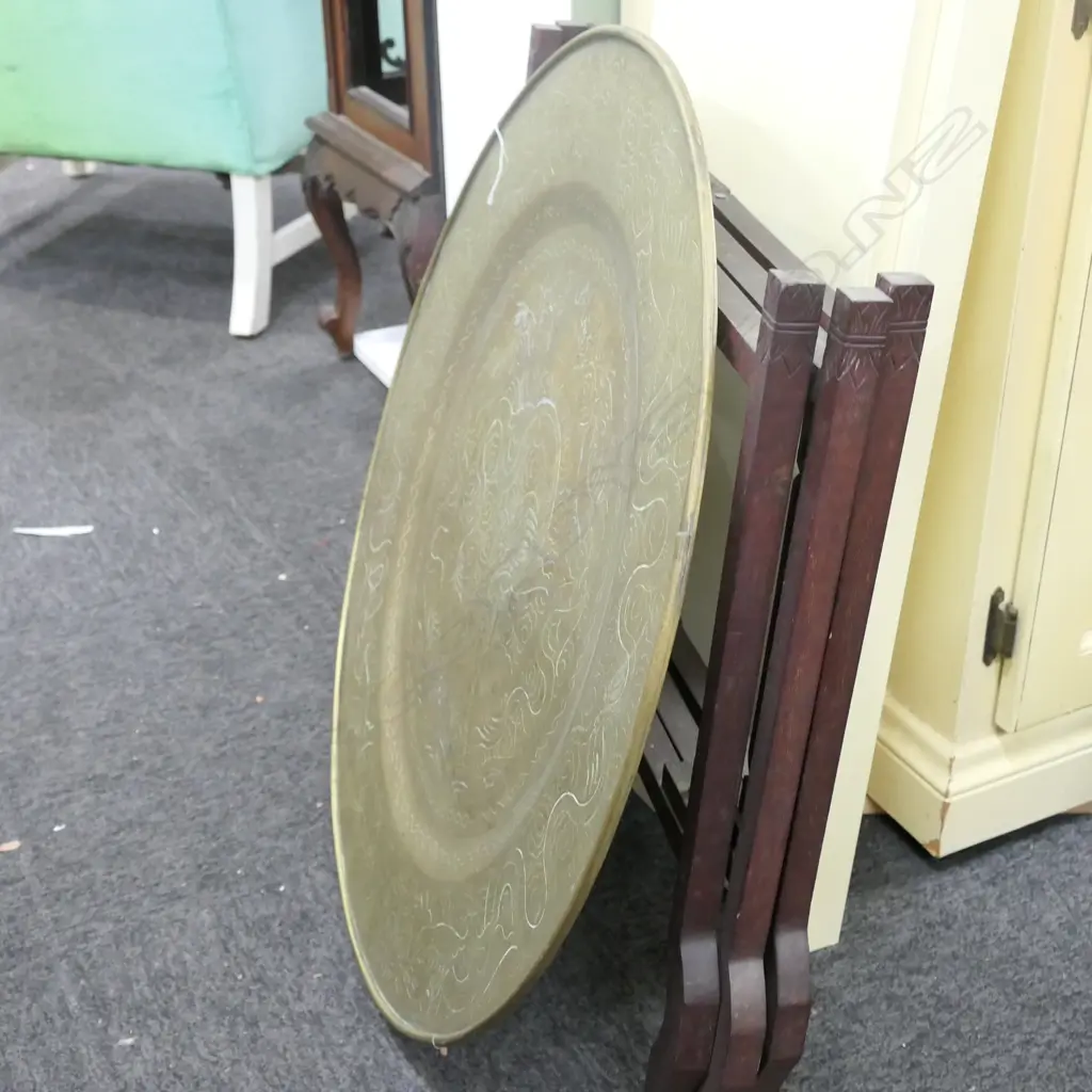 LARGE BRASS TABLE WITH WOODEN FOLDING BASE D 680 MM Image 1++