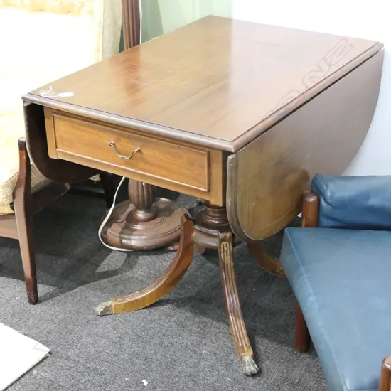 PEMBROKE TABLE 870MM L