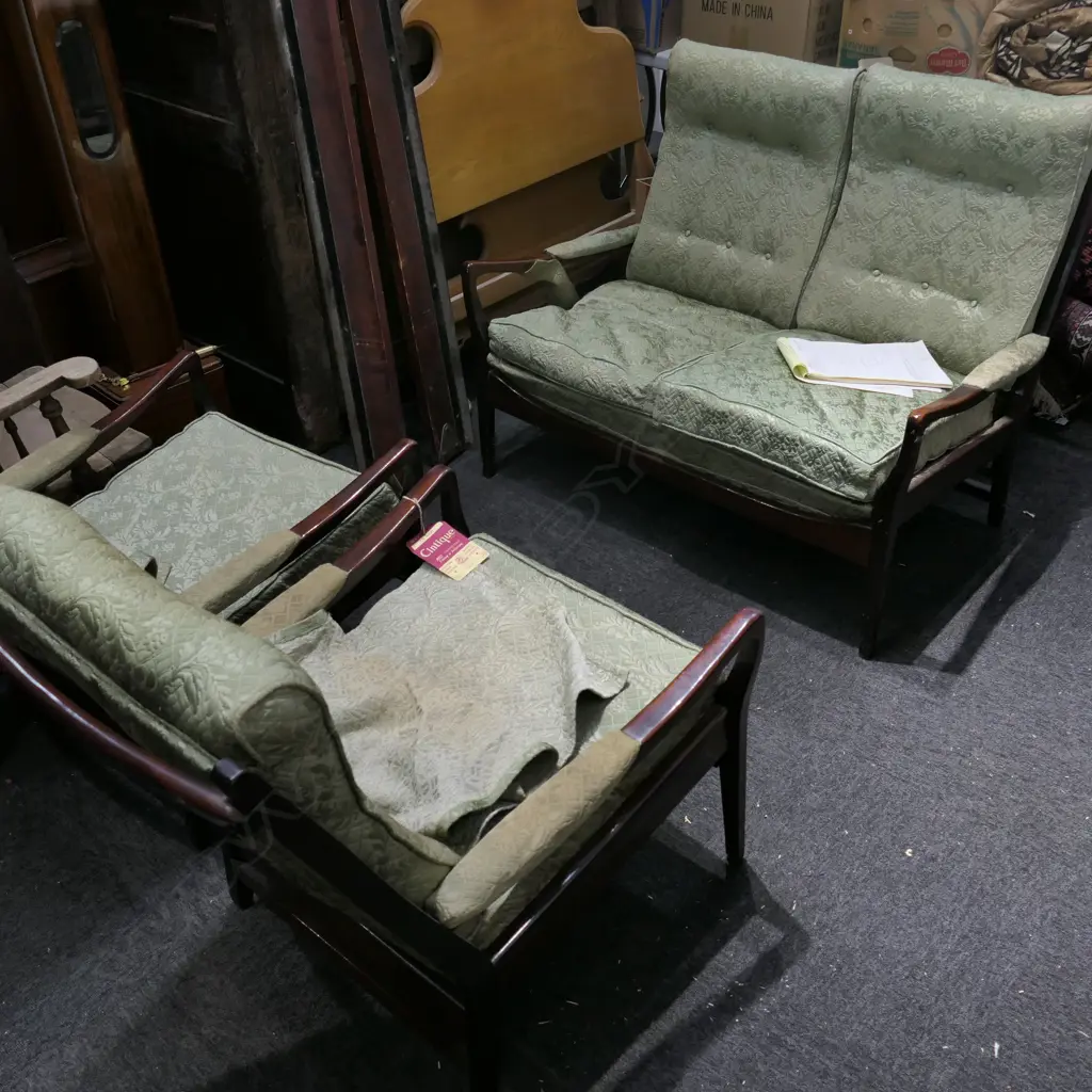 TWO RETRO ARMCHAIRS + SOFA Image 1++