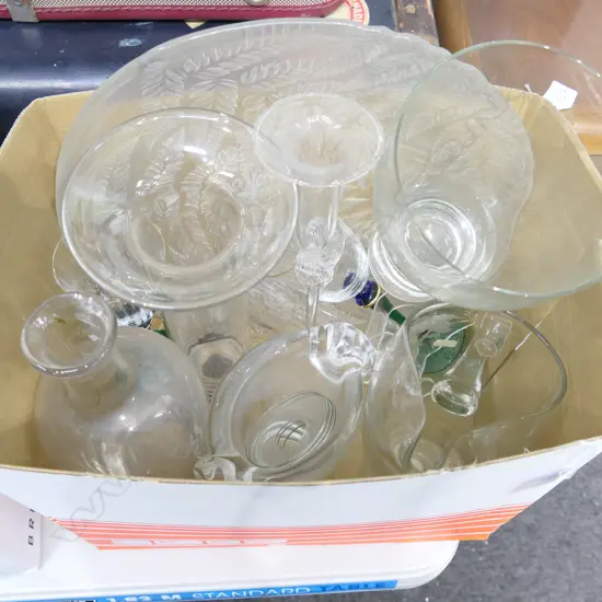 BOX OF CRYSTAL & GLASS JUGS, DAUM SMALL VASE,  ETC