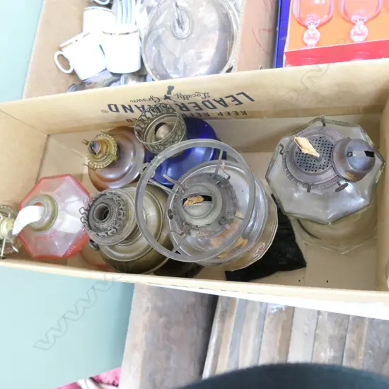 6 ASST KERO LAMP BASES