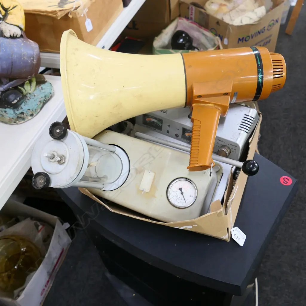 BOX LOT TUTIMA QUARTZTIMER H601, WATCH PRESSURE MACHINE, LOUD SPEAKER Image 1++