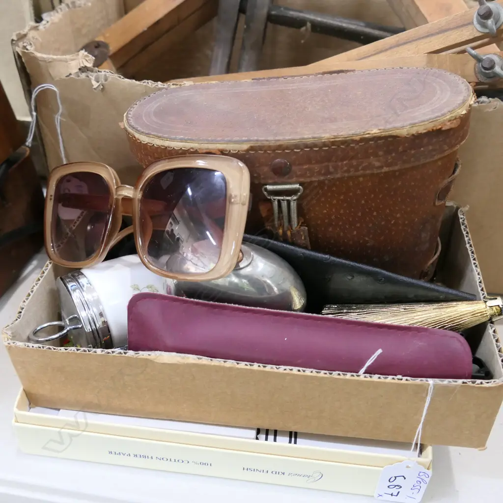 CASED BINOCULARS VINTAGE SUNGLASSES ETC BOX LOT Image 1++