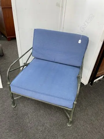 OUTDOOR NZ MADE METAL ARM CHAIR Image 1++