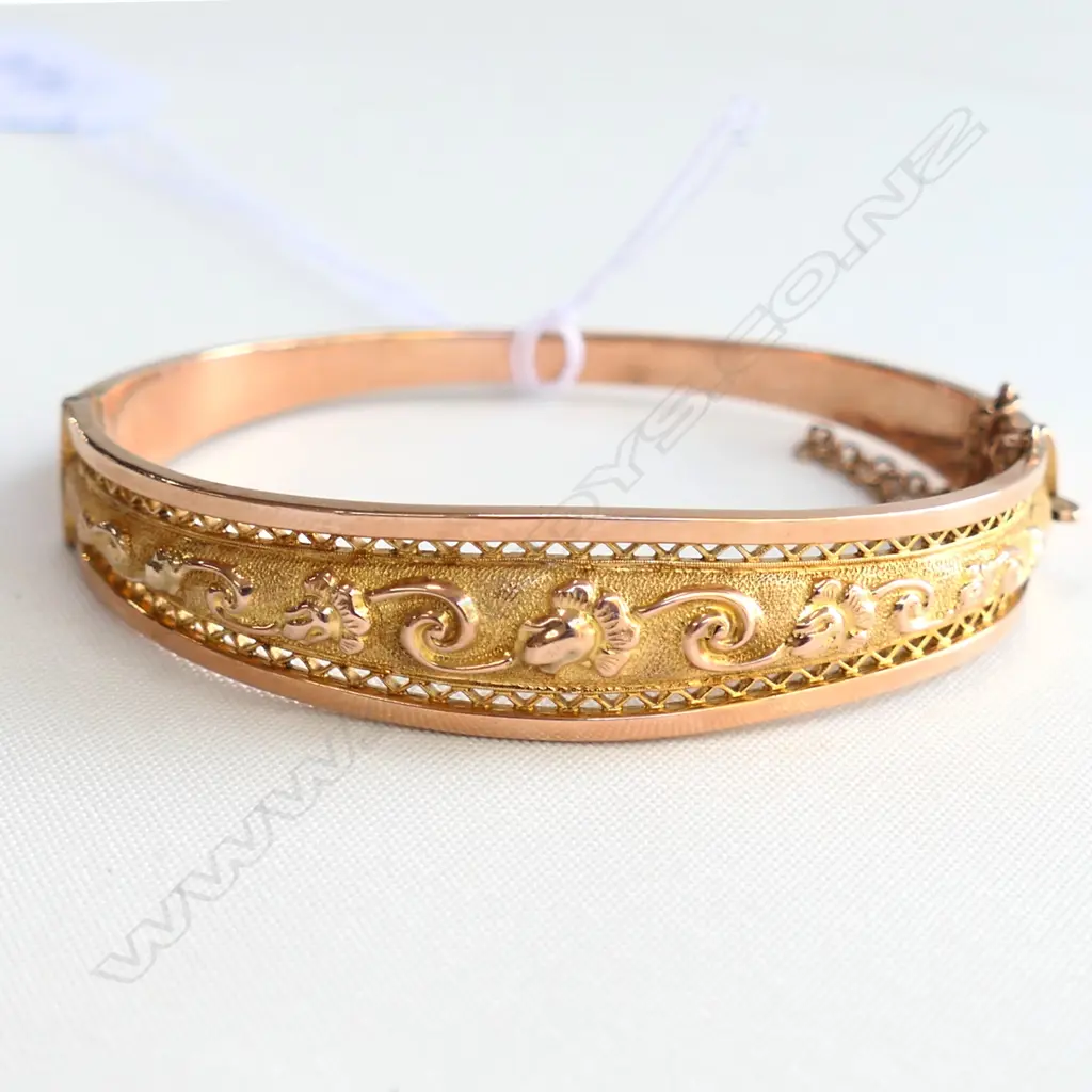 VICTORIAN 9ct GOLD HALF HINGED BRACELET. 10.9gm Image 1++