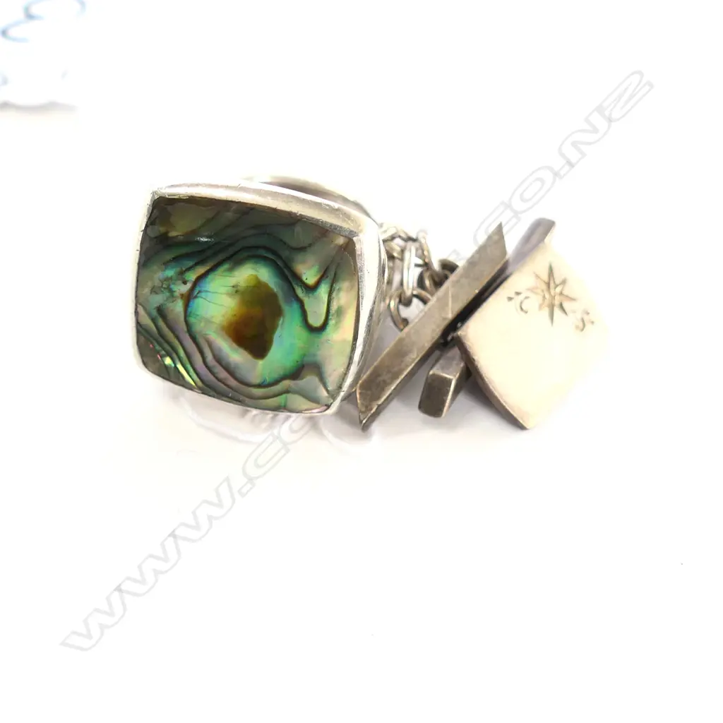 RETRO SILVER & PAUA RING AND SILVER CUFFLINKS Image 1++
