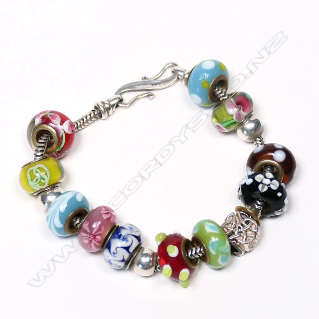 SILVER PANDORA TYPE BEAD BRACELET Image 1++