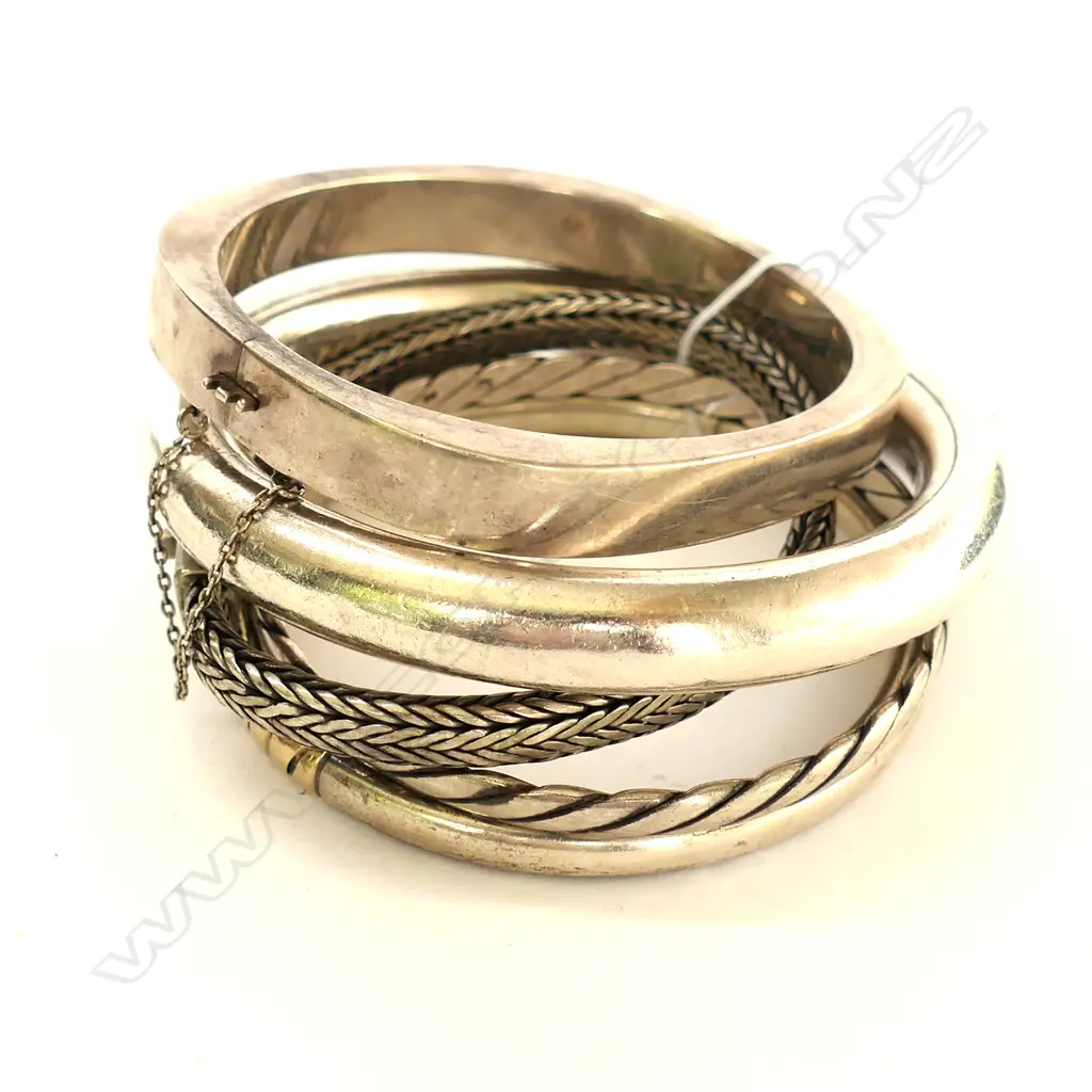 FIVE SILVER BANGLES 83gm Image 1++