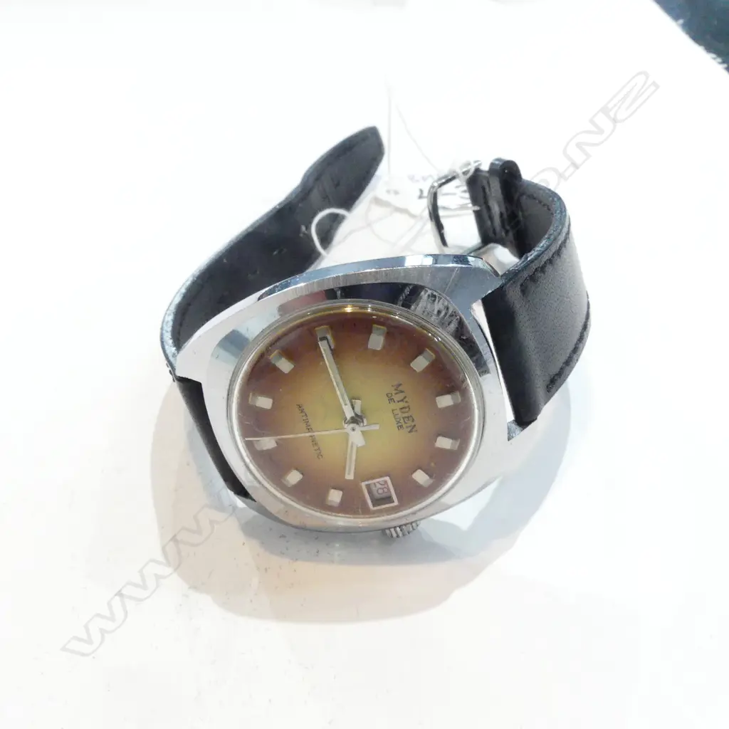 VINTAGE MYDEN DE LUXE GENT'S WRISTWATCH Image 1++