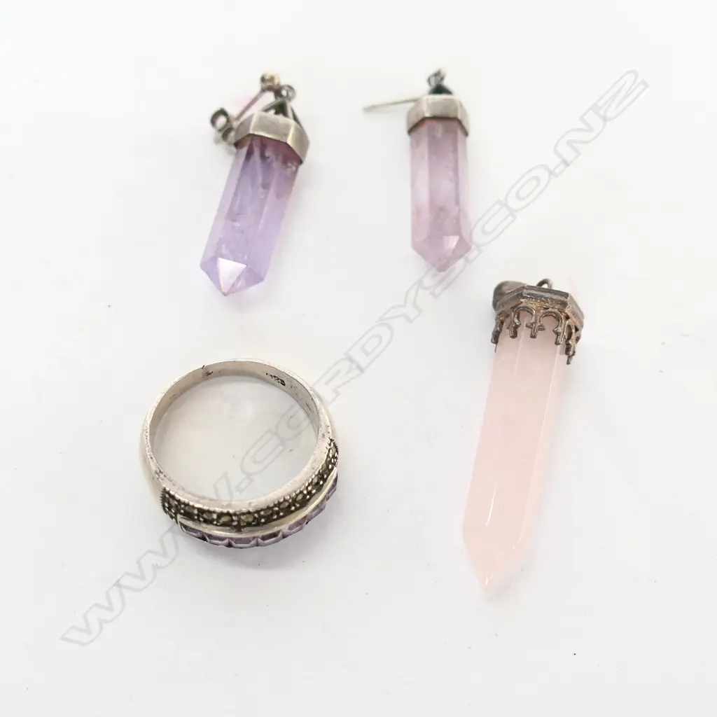 SILVER AND AMETHYST QUARTZ PENDANT/EARRINGS/RING SET Image 1++