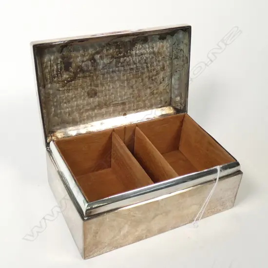SILVER PLAIN CIGARETTE BOX. SHEFF. 1919 