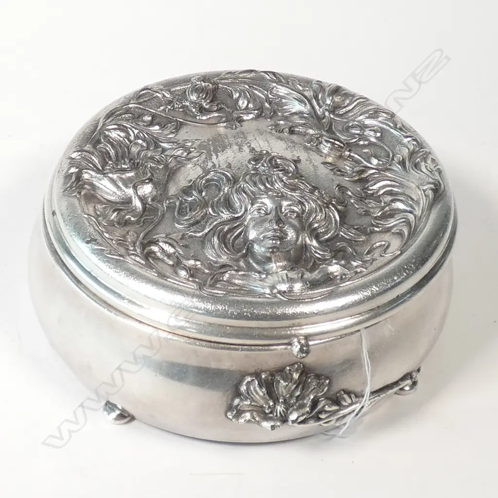 ART NOUVEAU BRITTANIA METAL JEWEL BOX Dia.145mm Image 1++