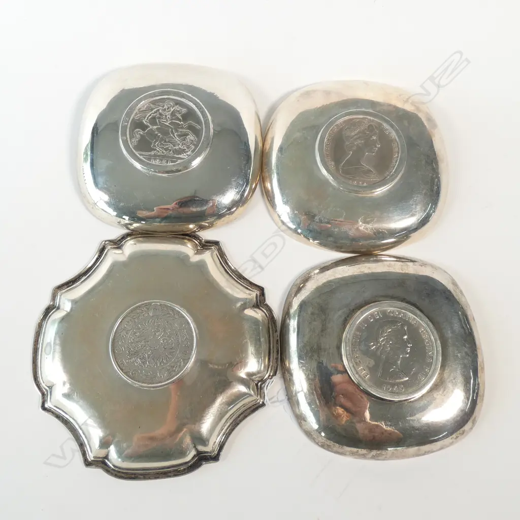 4 COIN SET SMALL SILVER DISHES (3 unmarked - tested, 1 x .800 silver) total 377gm Image 1++