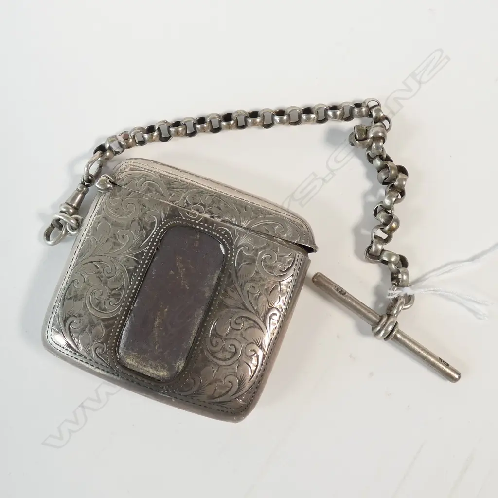 1913 LGE VESTA W FOB CHAIN STRIKER PANEL FRONT Image 1++