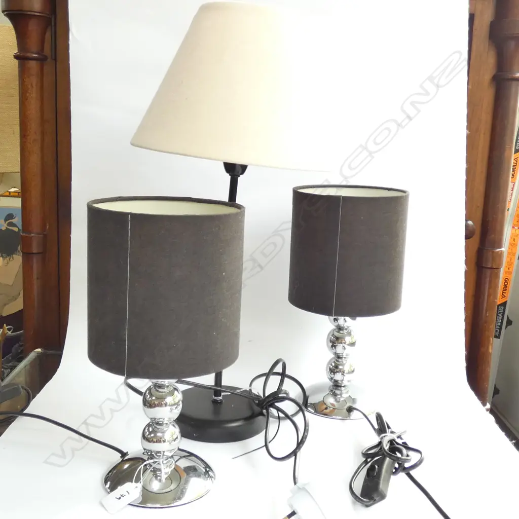 PR CHROME LAMPS + ONE OTHER 470MM H Image 1++