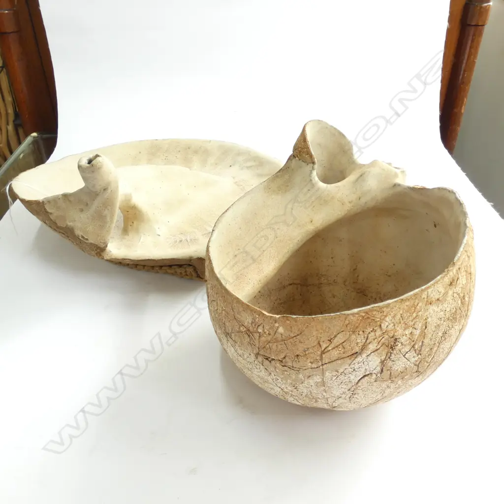 2 NZ STUDIO POTTERY PCES. ORGANIC FORMS Image 1++