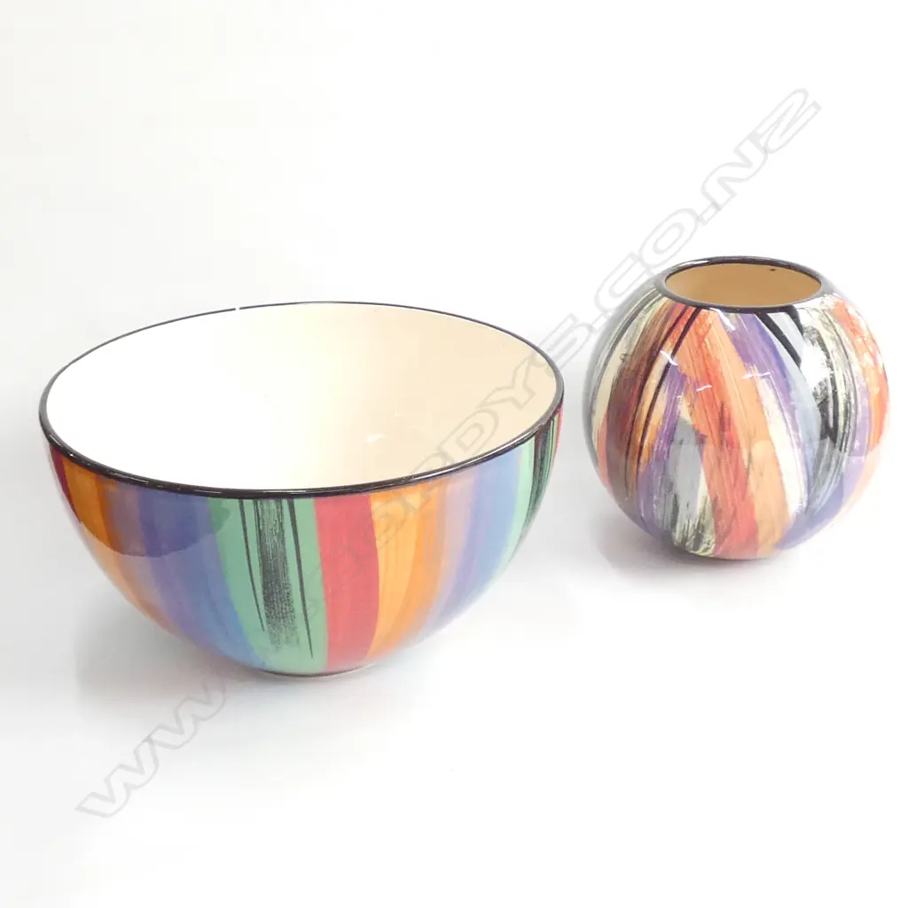 TWO CATHERINE ANSELMI PIECES, VASE H.170MM & BOWL 270MM DIAMETER (SOME CRAZING) Image 1++