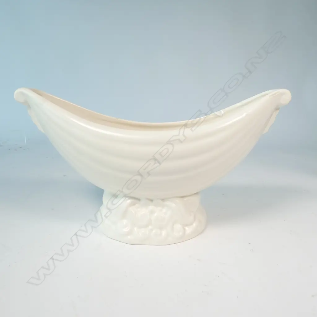 LARGE CROWN LYNN BOAT SHAPED VASE 310MM L 25 Image 1++