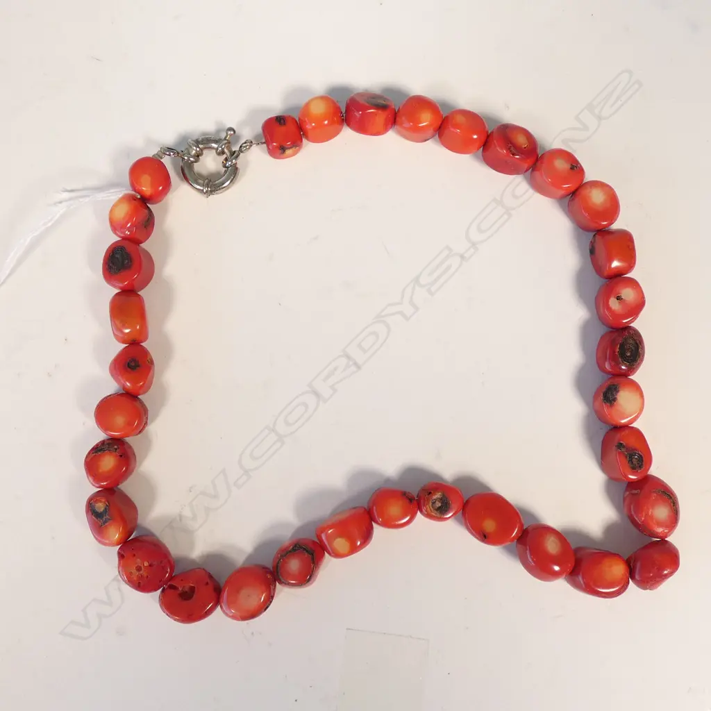 RED COLOURED CORAL MULTI BEAD NECKLACE Image 1++