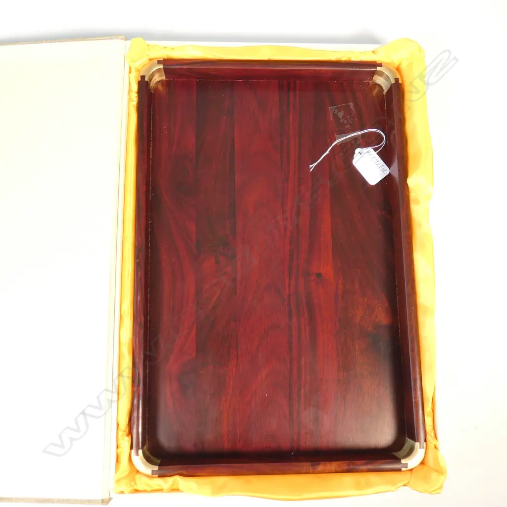 ROSEWOOD TRAY IN CASE 360 X 240MM Image 1++