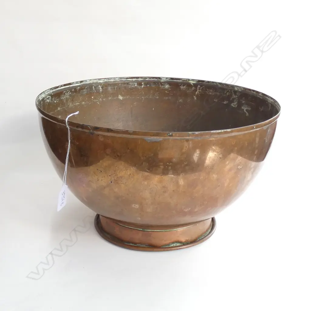 LARGE COPPER BOWL 360MM DIA Image 1++