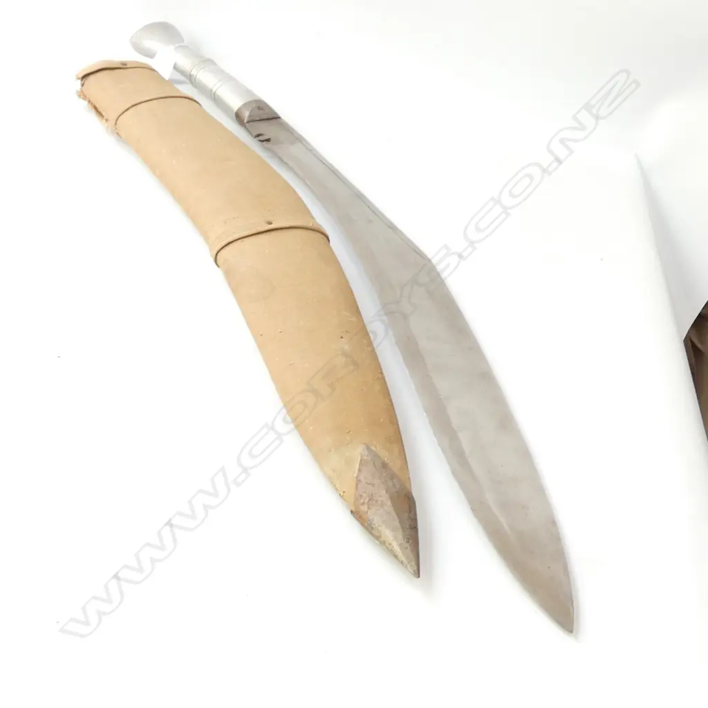 EXTRA LARGE GURKHA KNIFE AND SCABBARD 830MM L Image 1++