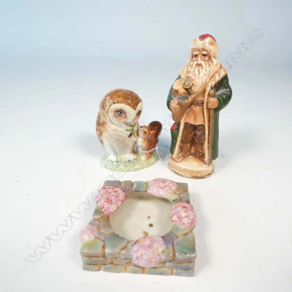 3 FIGURINES; BESWICK OWL, R/WORCESTER WELL, SANTA (18388) Image 1++