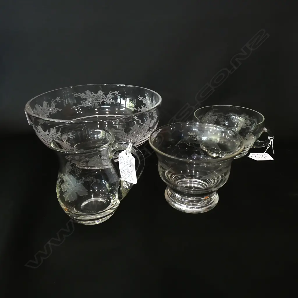 4 CRYSTAL ITEMS; BOWL; CREAM JUG & SUGAR BOWL +SMALL BOWL Image 1++