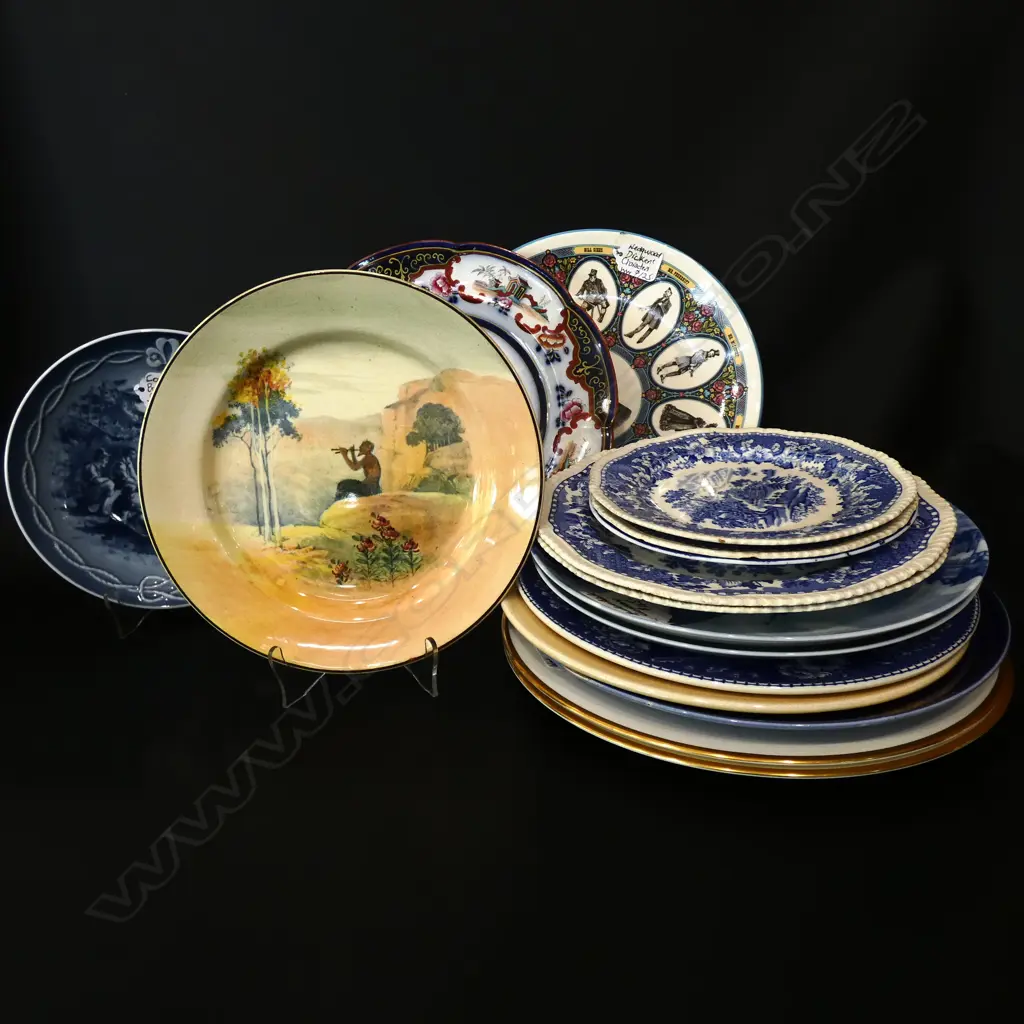 16 ASSORTED PLATES INCL WEDGEWOOD, DOULTON ETC Image 1++