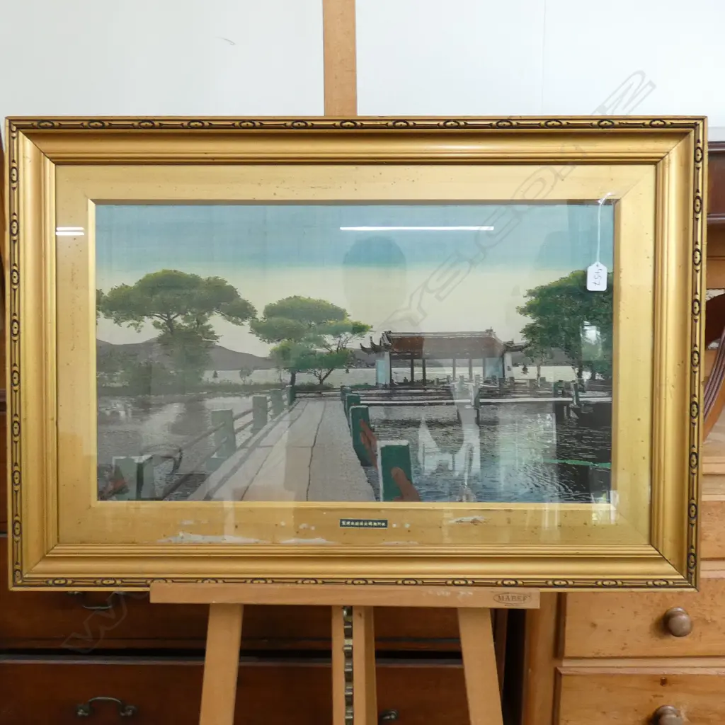 PRINT ON FABRIC IN GILT FRAME, ORIENTAL LANDSCAPE, 600MM X 865MM INCLUDING FRAME Image 1++