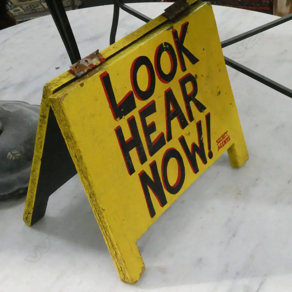 OLD PAINTED SIGN ‘NOW LOOK HERE’ Image 1++