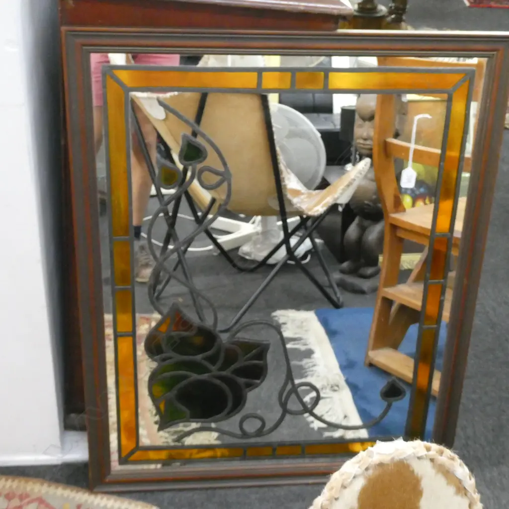 DECORATIVE MIRROR FAUX LEADLIGHT 960 X 770MM Image 1++