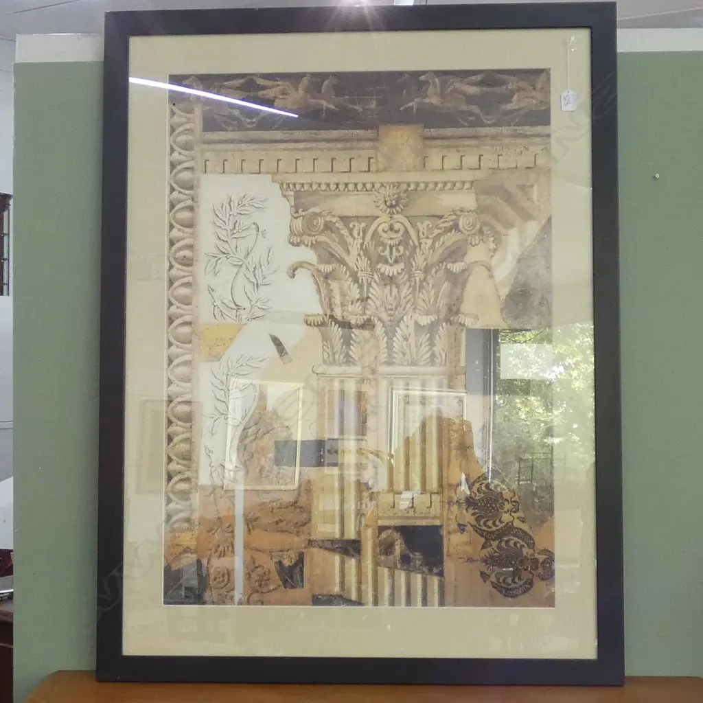 LG FRAMED CORINTHIAN ARCHITECTURAL PRINT, 1160 X 870MM, (INCL. FRAME) Image 1++