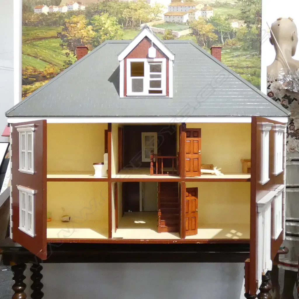 LARGE DOLLHOUSE 970MM W Image 1++