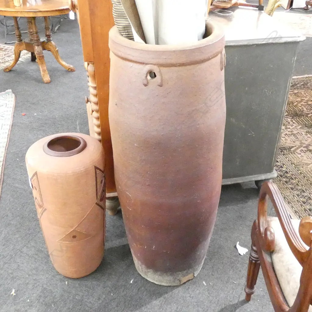 EXTRA TALL TERRACOTTA STORAGE POT, DARK GLAZE EFFECTS, H. 1040MM Image 1++