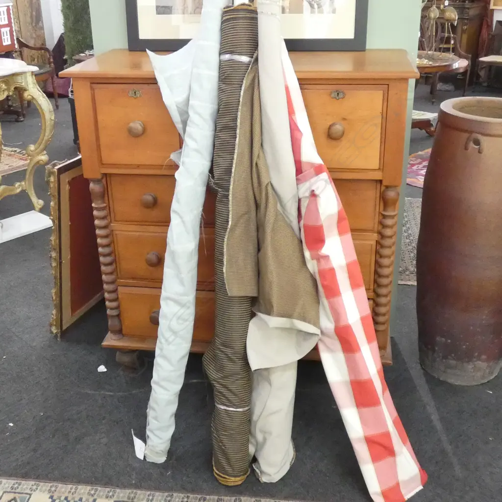 4 ROLLS OF DESIGNER FABRIC Image 1++