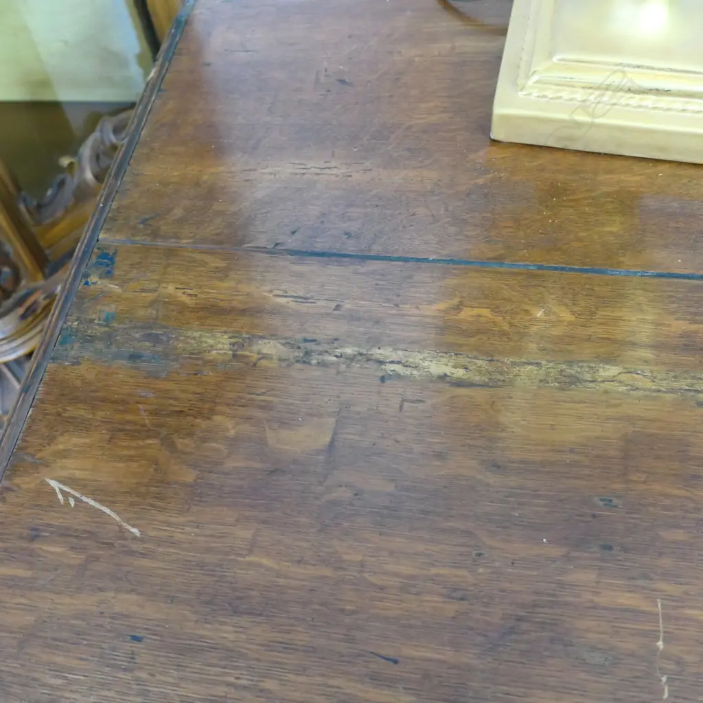 GEORGE III OAK CHEST OF DRAWERS (ONE LEG AF) 1075MM W Image 1++